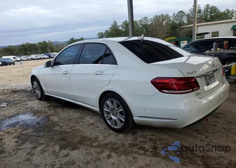 2014 Mercedes-Benz E 350 z USA, uszkodzony, nr VIN WDDHF5KB1EA923544